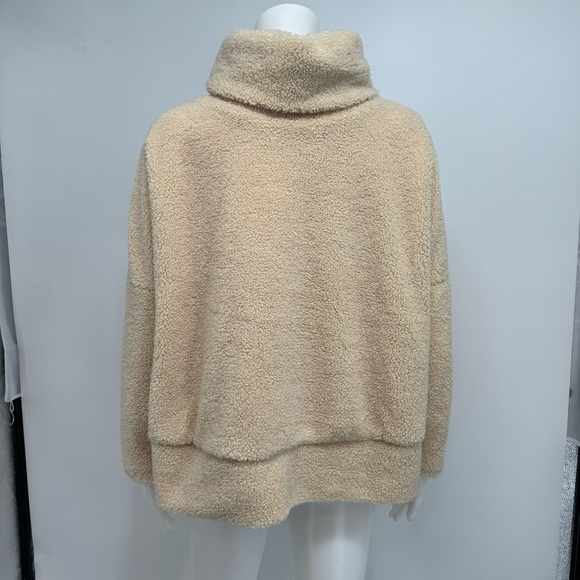 Tuckernuck Pullover Sweater Size M Cream Teddy Fleece Rollins Funnel Neck Boxy - Picture 3 of 9